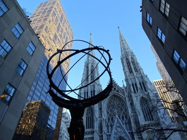 NYC Sales Calendar 2026–2027: When to Shop & What to Pay